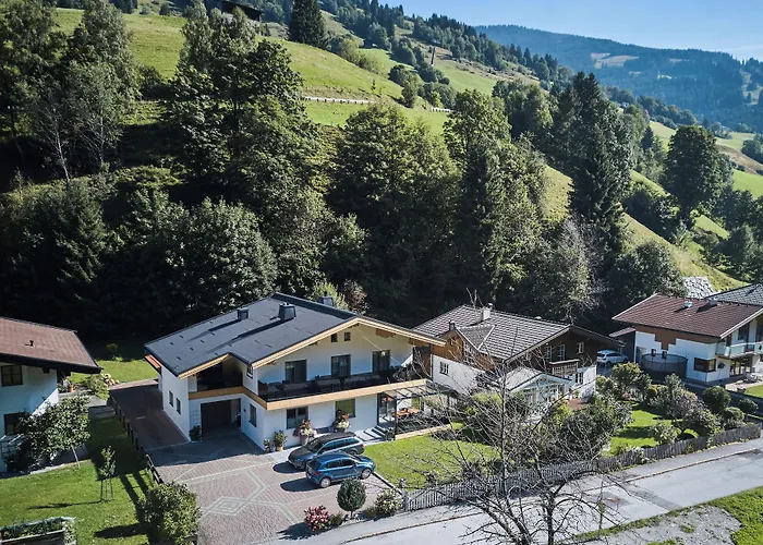 Landhaus Keil - Apartments * Saalbach-Hinterglemm